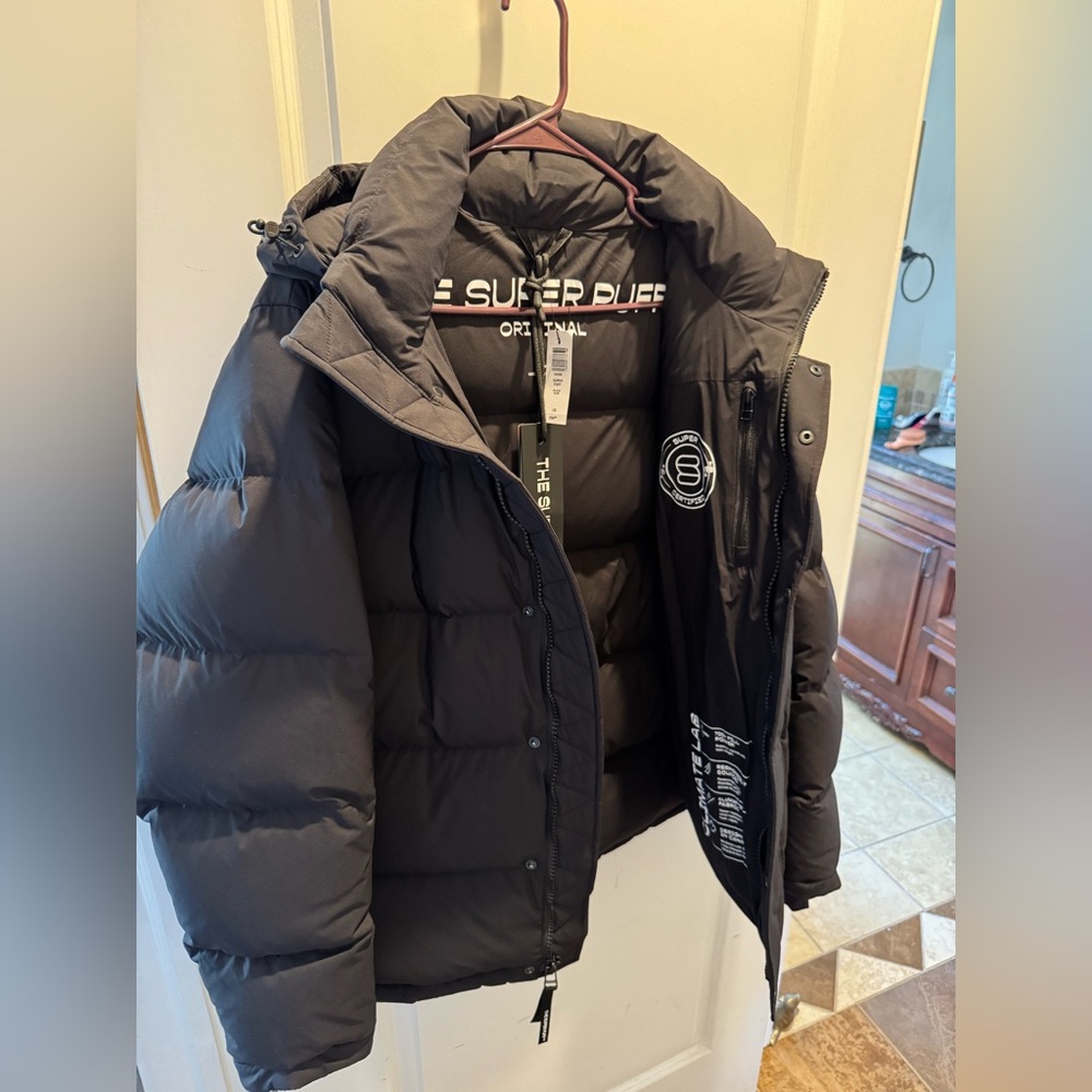 Aritzia Super Puff Jacket